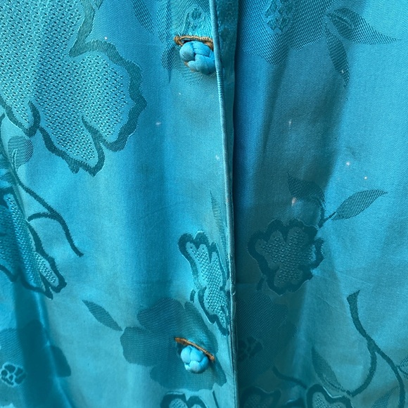 Saks Fifth Ave 100% silk 70’s vintage stunning button down dress or coverup. - Picture 6 of 16